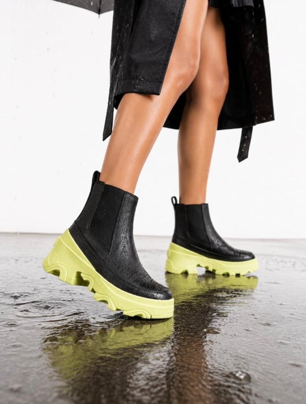 NIB Sorel BREX 9.5 Chelsea Leather Boots Booties Waterproof Grippy Black Tippet